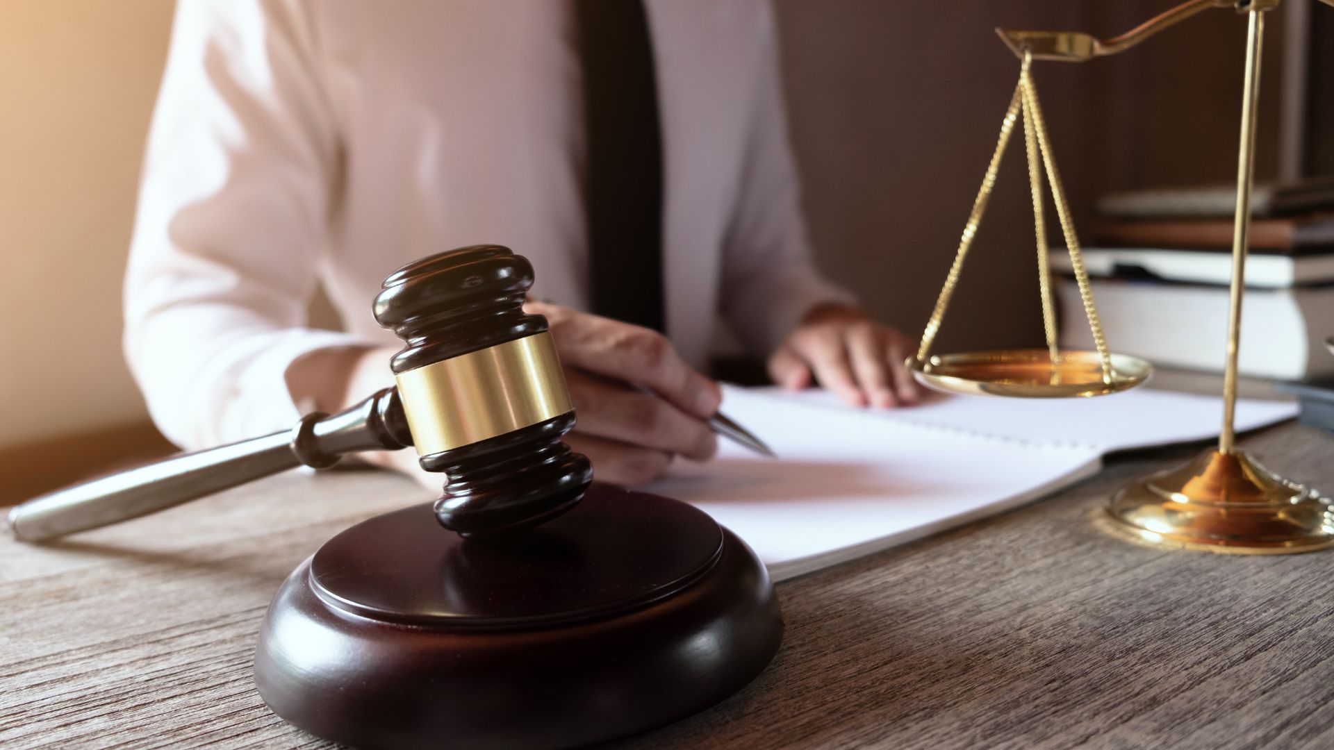 How Much Money Can You Get After a Miami Semi Truck Crash