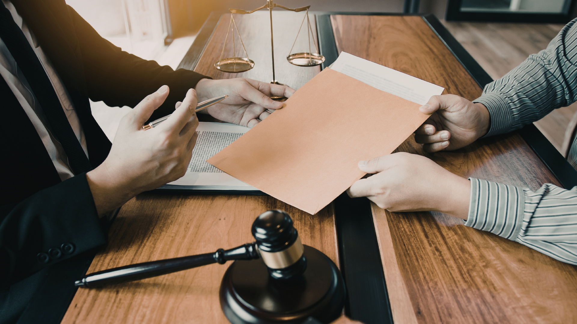 Speeding Driver With Arrest Warrant in St. Petersburg Red Light Car Crash Leaves Behind Trail of Destruction